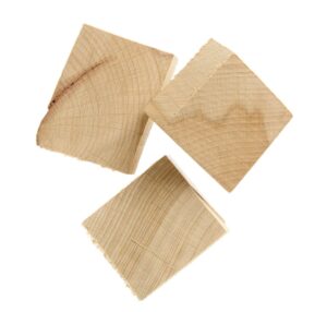 Darabolt fa konyakos hordóból